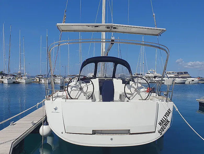 Sun Odyssey 449