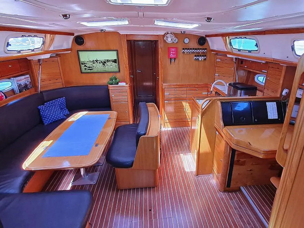 Bavaria 50 Cruiser - Led Zeppelin  - Imagen interior