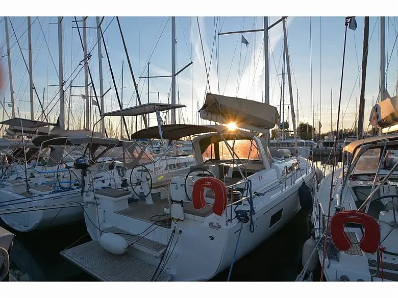 Oceanis 51.1